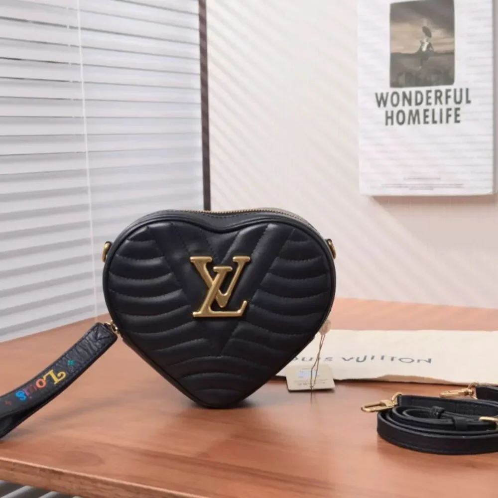 Louis Vuitton Women Pre-Loved Bag Very Good Condition